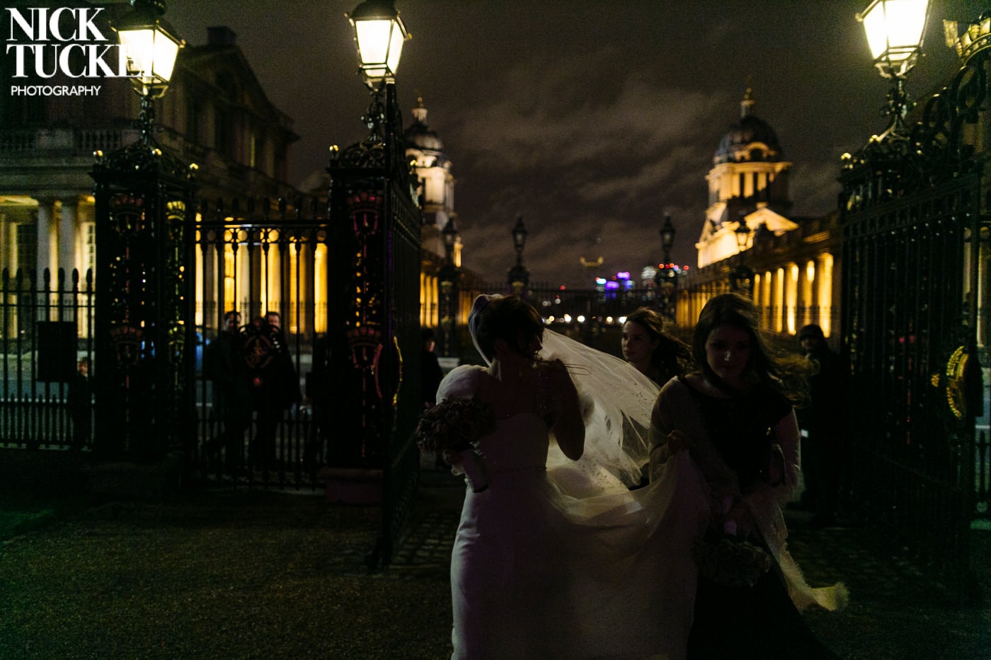 romantic london winter wedding