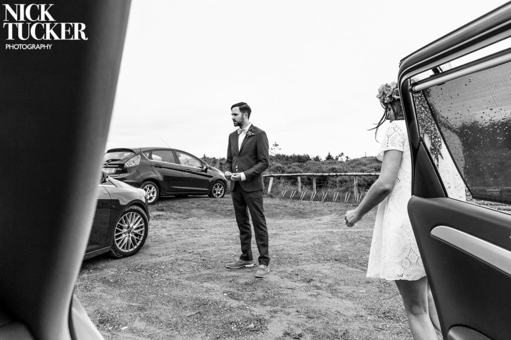 unposed wedding photography