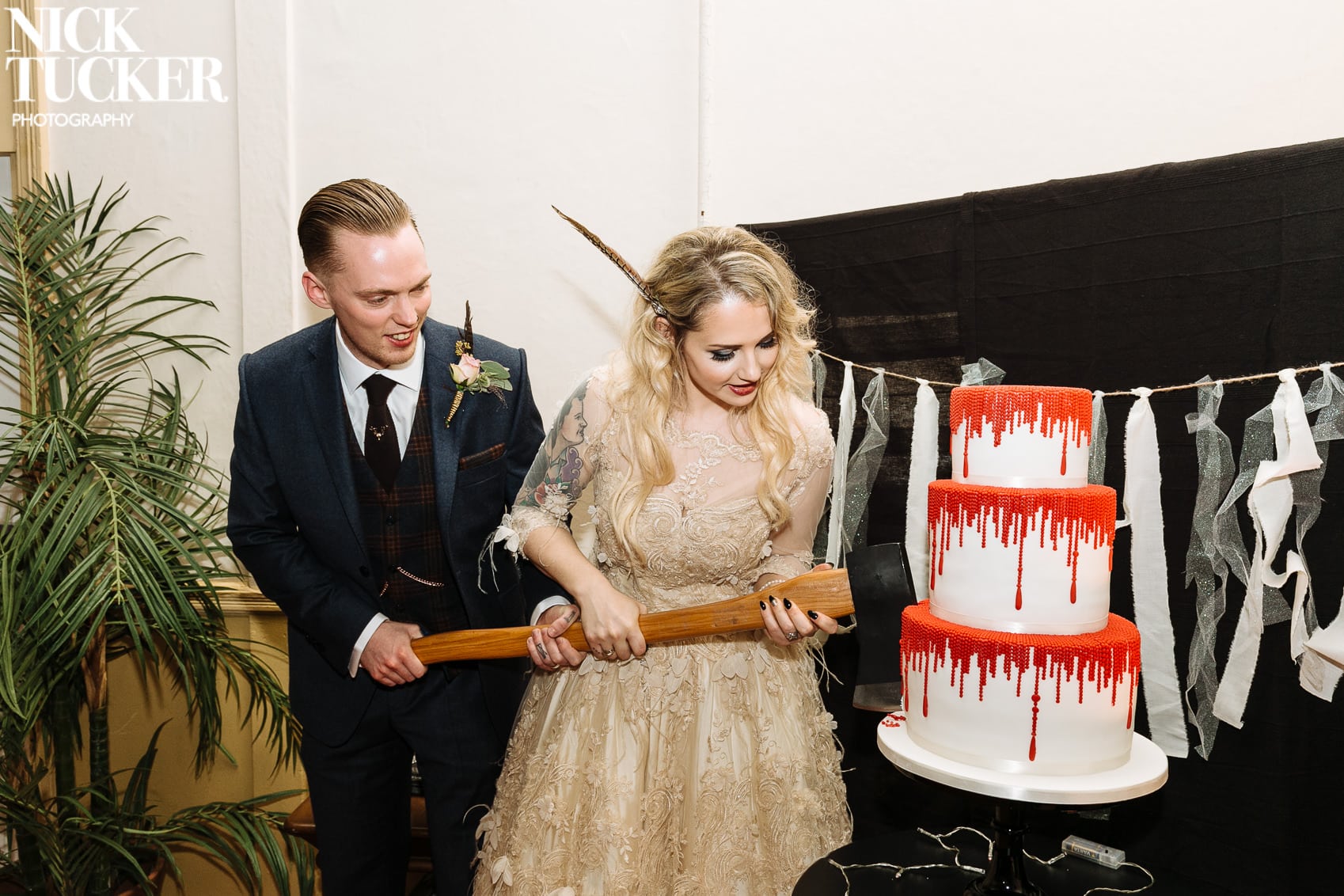 halloween wedding cake