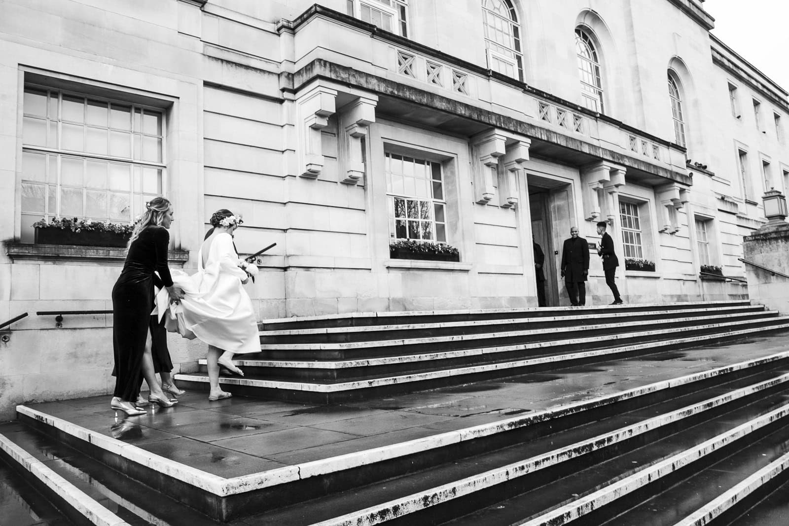 Jo arriving on the steps of Hackney Town Hall